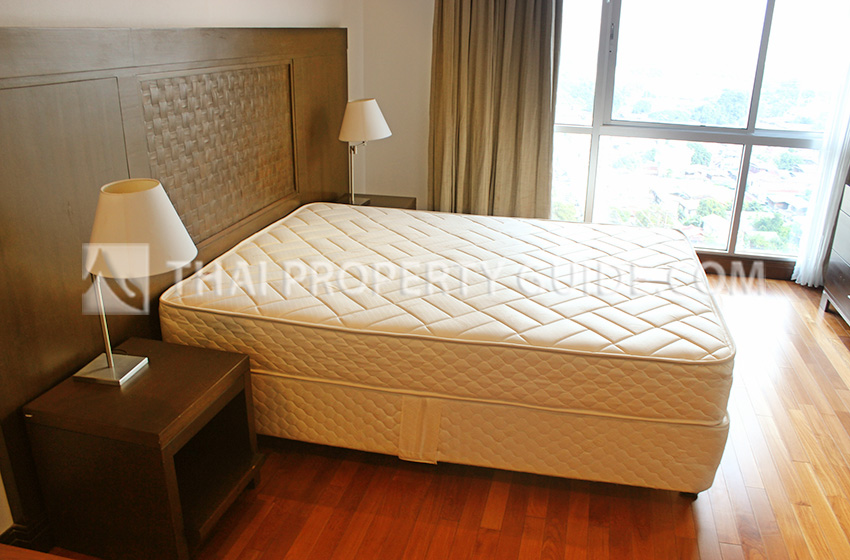 Apartment in Ploenchit 
